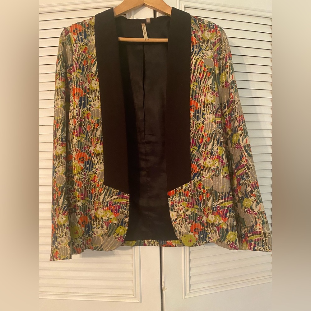 Tuxedo style blazer